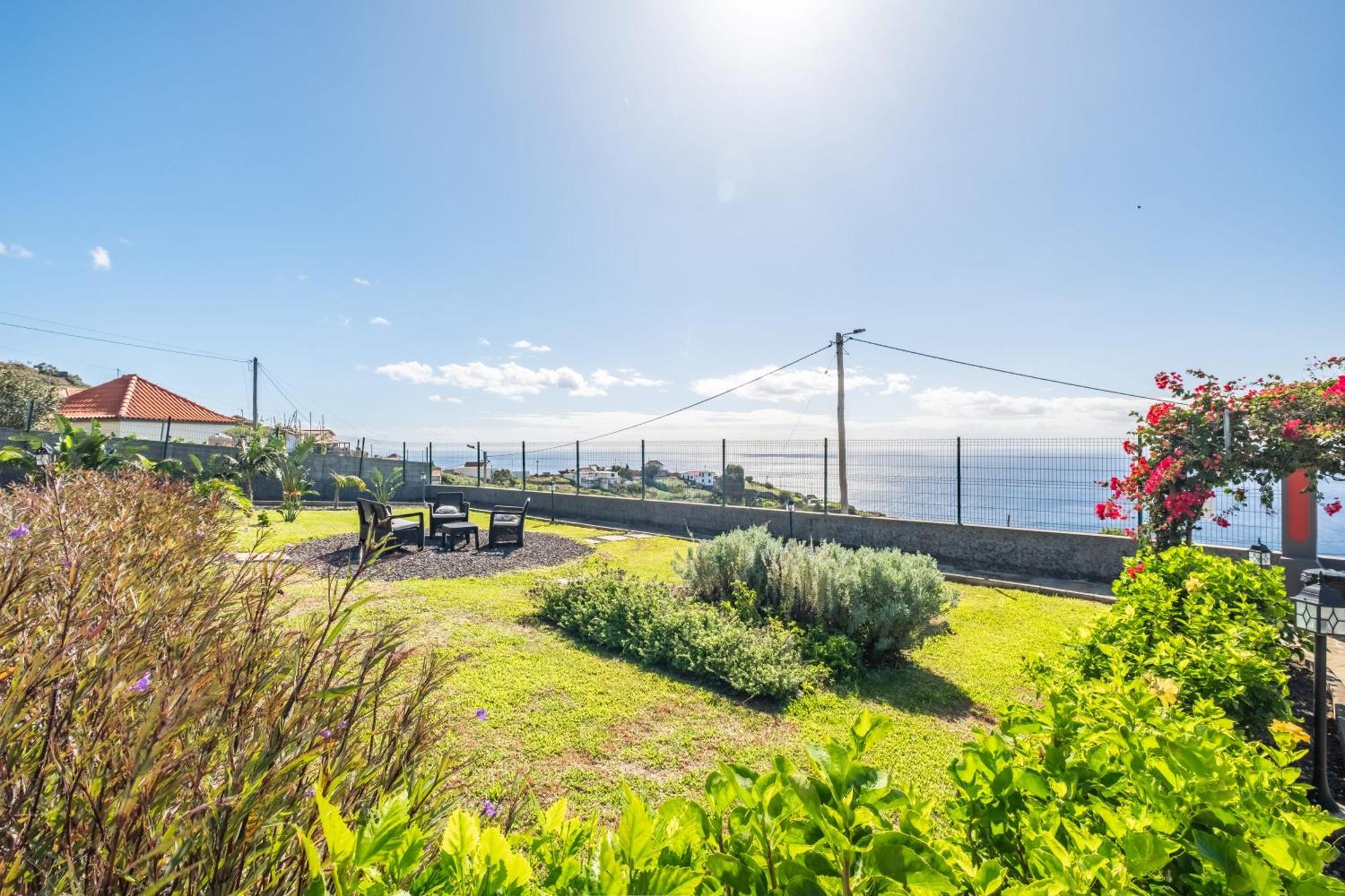 Vila Brava Cottage Ribeira Brava Exterior photo